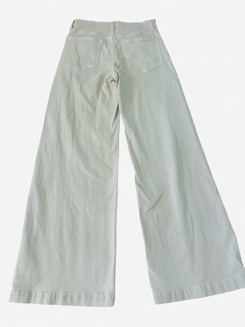 GAP Wide-Leg Jeans in Light Cream